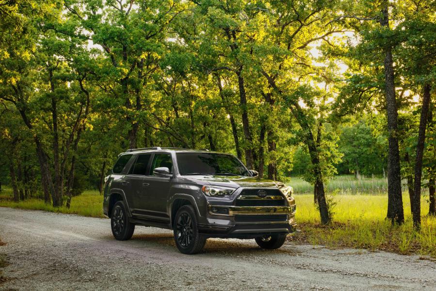  Toyota 4Runner Limited Nightshade 2018 года  (фото 9 из 9)